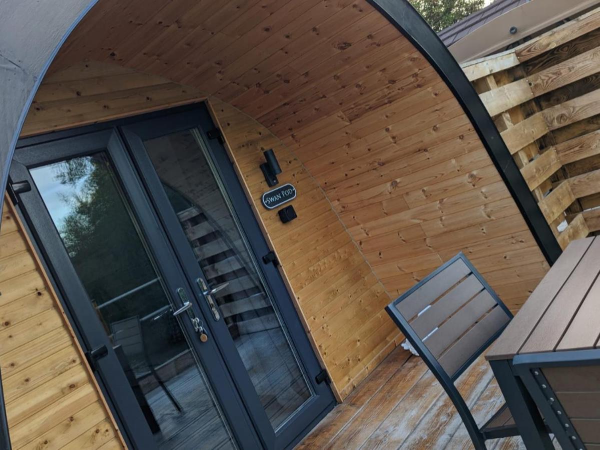 Peacock Lake Glamping Villa Nottingham Rum bild